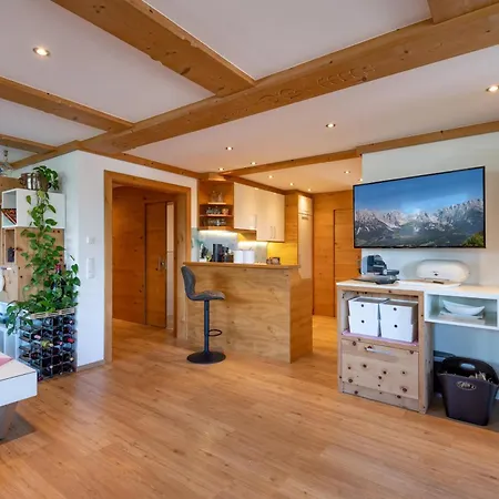 Haus Malerwinkl * אלמאו