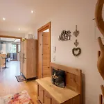 Haus Malerwinkl Apartment Ellmau